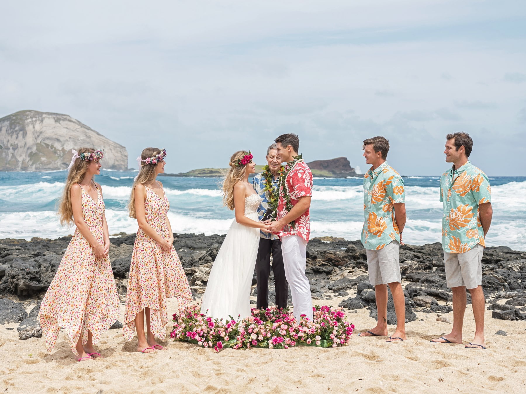 7 Tips for a Perfect Hawaiian Wedding Waikiki Adventures