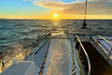 COMBO- Sunset and Manta Ray Snorkel Kailua-Kona, Big IslandSunset and Manta Ray Snorkel · from $135Sail into Sunset, Snorkel with Manta Rays