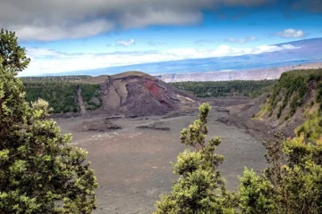 Volcano Vortex Hike 🌋 Kailua-Kona, Big IslandVolcano Vortex Hike · from $265Kilauea Iki Crater, Lava Tube & Steam Vents